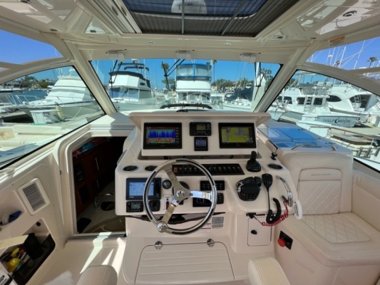 SEA SMOKE 37ft Grady White Yacht For Sale