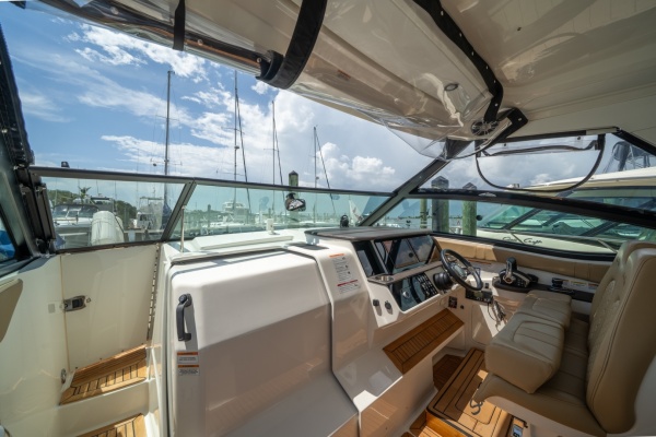 Pace Yourself 32ft Sea Ray Yacht For Sale