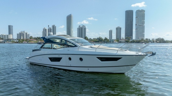 TIS THE SEASUN 40ft Beneteau Yacht For Sale
