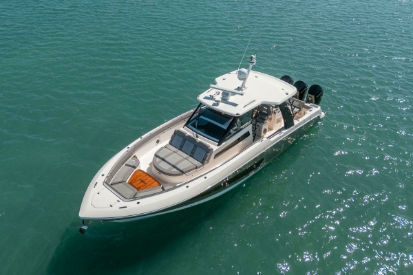 PIPE DREAM 42ft Boston Whaler Yacht For Sale