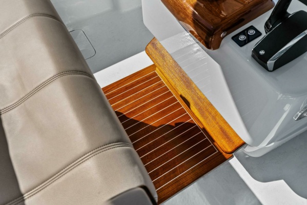 26ft Custom Yacht For Sale