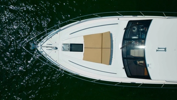2011 Princess 64