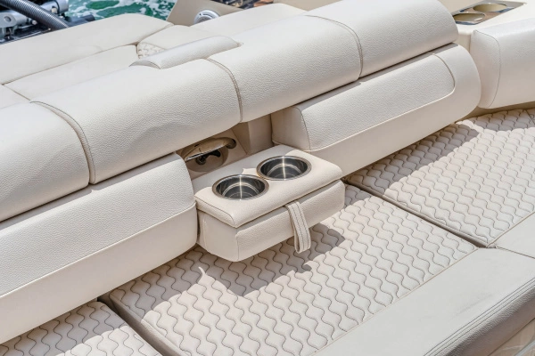 2023 Chris-Craft 35