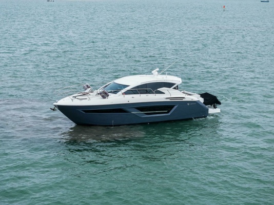 Sweet Caroline 46ft Cruisers Yachts Yacht For Sale