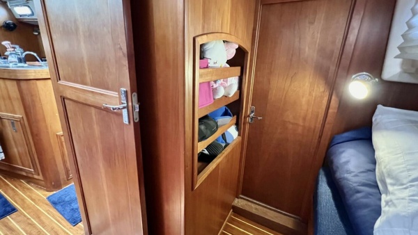 VELA DARE II 40ft Sabre Yacht For Sale