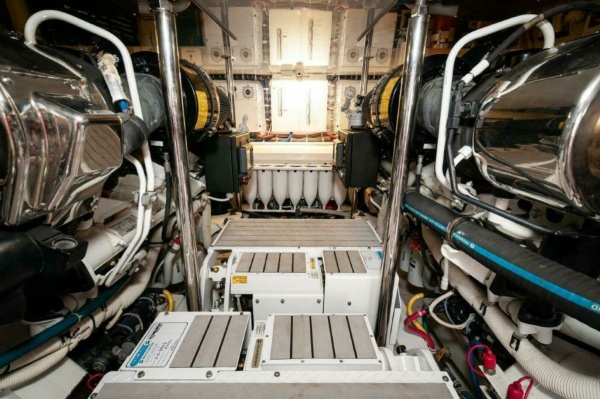 KNOT on CALL 60ft Hatteras Yacht For Sale