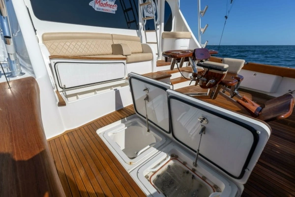 2020 Viking 62