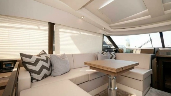 2018 Prestige 46