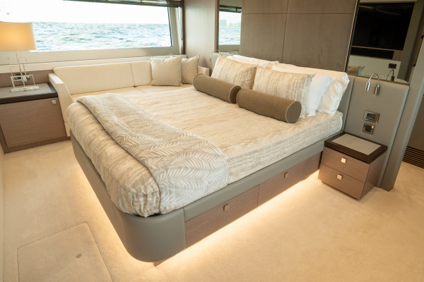 Romanee 76ft Sunseeker Yacht For Sale