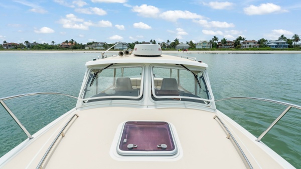 Camelot 32ft MJM Yacht For Sale