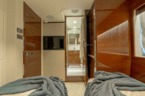 Kaos 85ft Princess Yacht For Sale