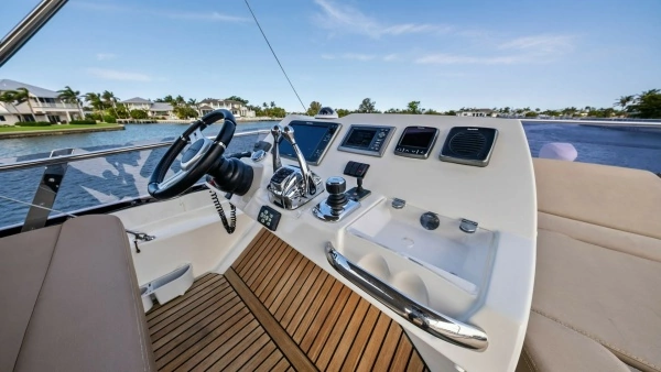 2015 Prestige 55