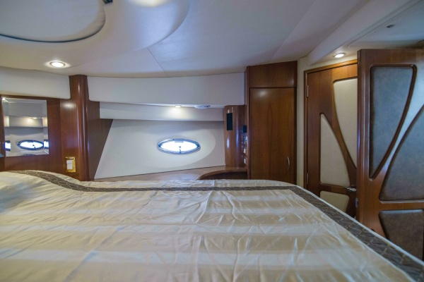 IMMERSED 52ft Silverton Yacht For Sale