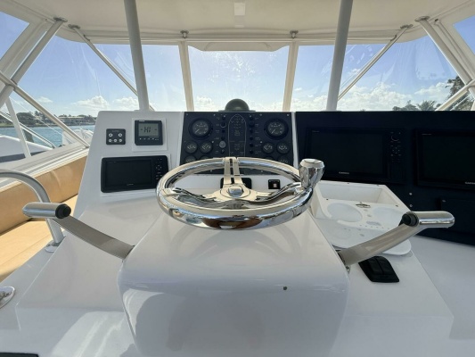 REEL LEGACY 50ft Viking Yacht For Sale