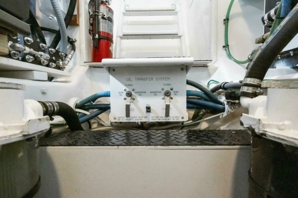2015 Viking 52