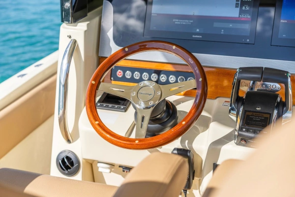 2022 Chris-Craft 30