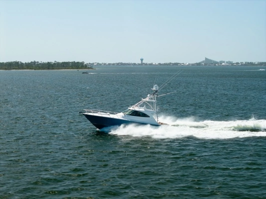 2018 Viking 52