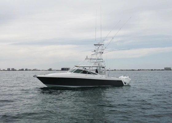 Photo of the 2011 Contender 40 Express