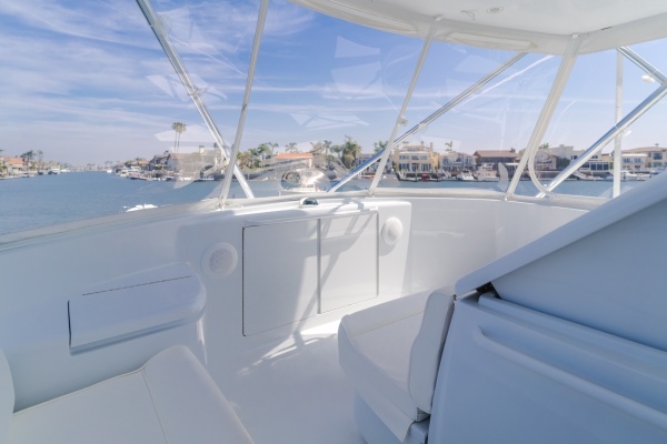 BRAINWAVE 54ft Hatteras Yacht For Sale