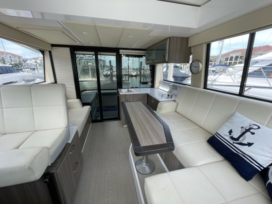 Fox Yot 38ft Regal Yacht For Sale