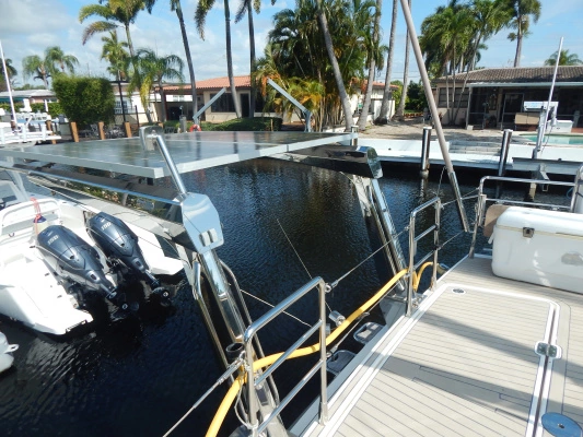 Amel 55 Yacht For Sale