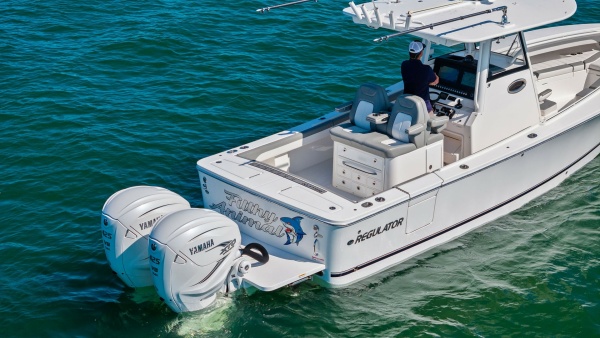 Filthy Animal 31ft Regulator Yacht For Sale