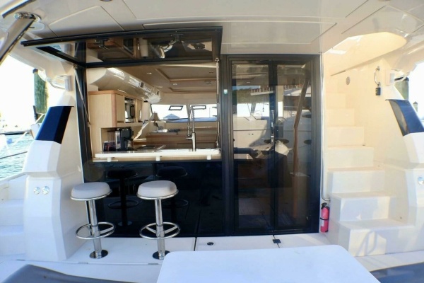 Mimi s Oasis 44ft Aquila Yacht For Sale
