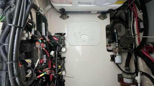 BE CHUMMING 37ft Grady White Yacht For Sale