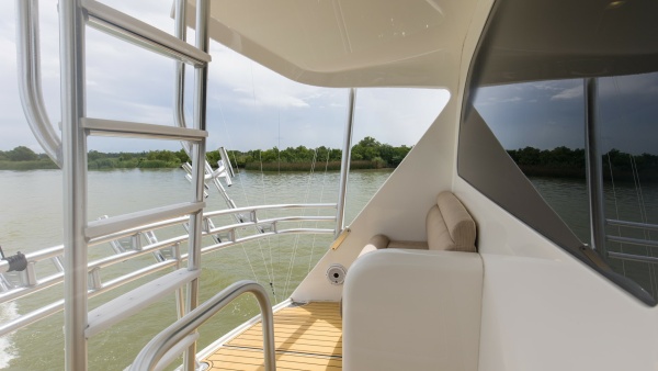Share E 72ft Viking Yacht For Sale