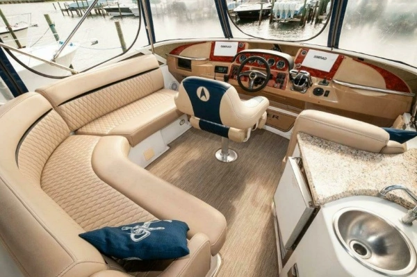 2002 Carver 47