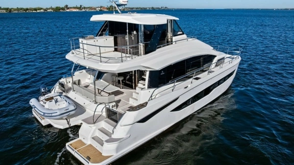 Aquila 54 Yacht Yacht For Sale