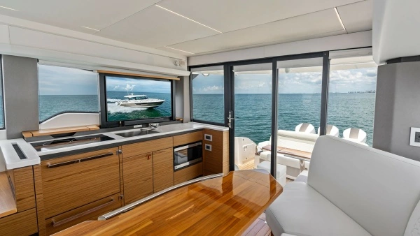 2025 Tiara Yachts 48