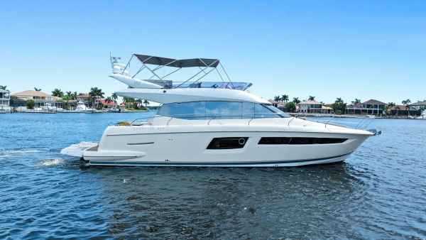 YACHTWAVE 50ft Prestige Yacht For Sale