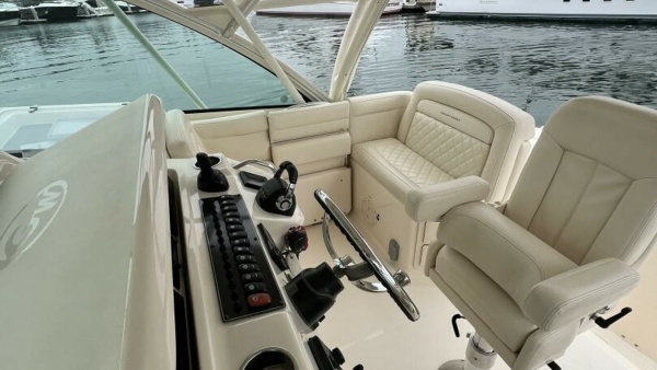 BE CHUMMING 37ft Grady White Yacht For Sale
