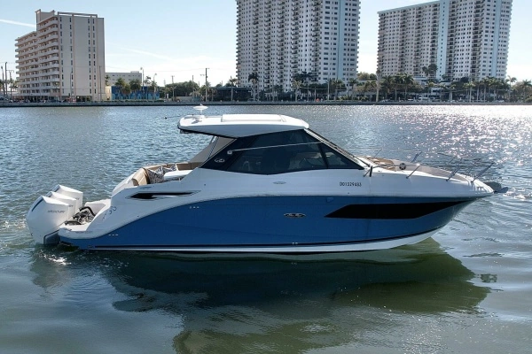 32-ft-Sea Ray-2022-Sundancer 320- Hollywood Florida United States  yacht for sale