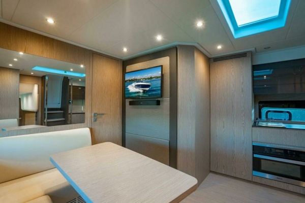 Relax Josephine 45ft Azimut Yacht For Sale