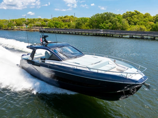 2025 Azimut 48