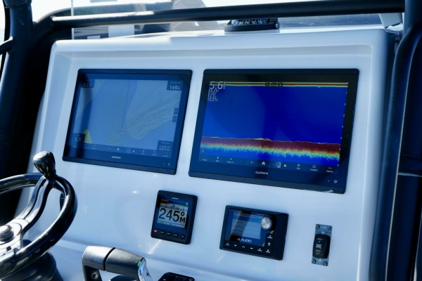 Luhn 32 32ft Yellowfin Yacht For Sale