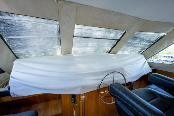 60ft Hatteras Yacht For Sale