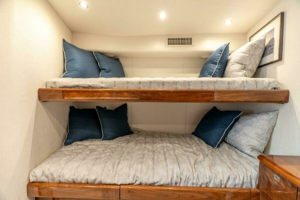 Viking 46 Billfish - MezzaBunks