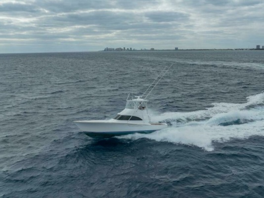 Viking 46 Billfish - Exterior Running Shot