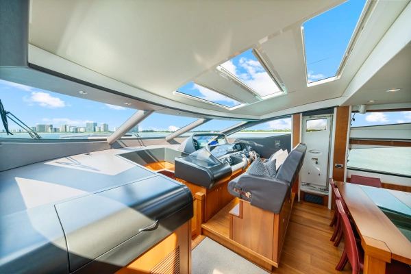 Sunseeker Predator 84 Yacht For Sale
