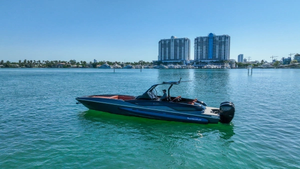 2020 Sunseeker 38