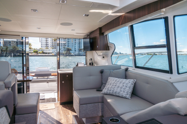 T E O 42ft Cruisers Yachts Yacht For Sale