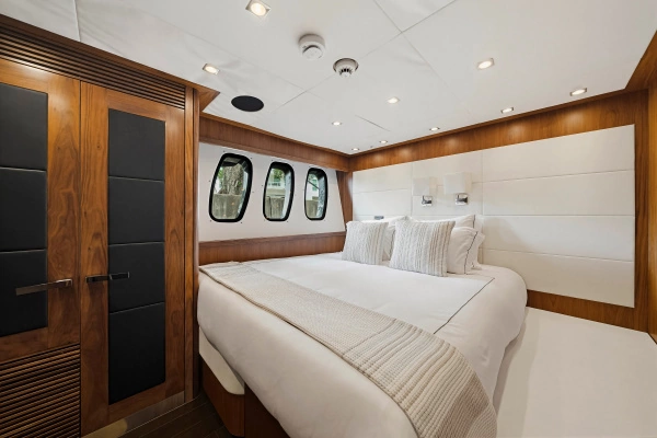2010 Sunseeker 112