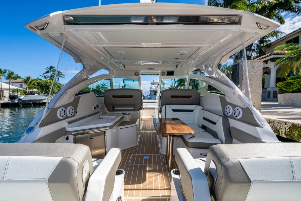 2024 Tiara Yachts 34