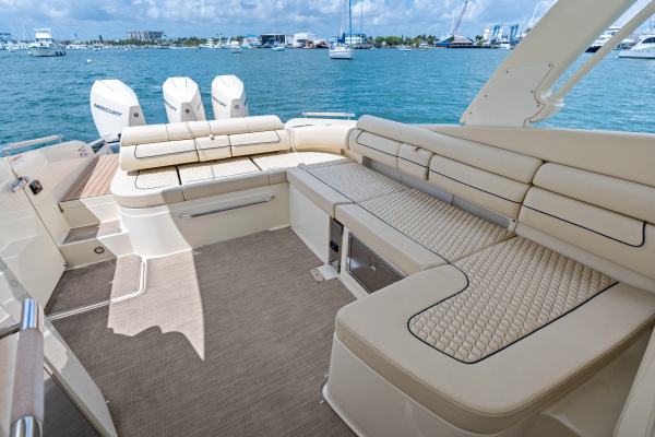 35ft Chris Craft Yacht For Sale