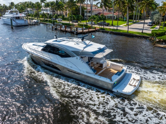 2022 Riviera 57