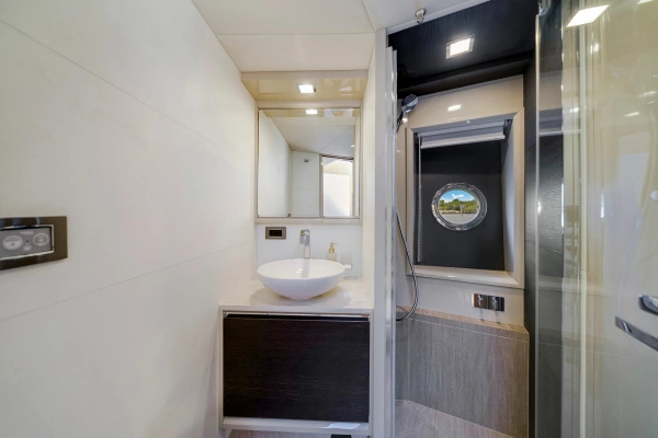 Absolute 60 Fly Yacht For Sale