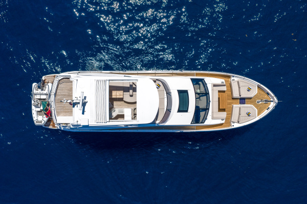 Only 1100 Hrs  76ft Sunseeker Yacht For Sale